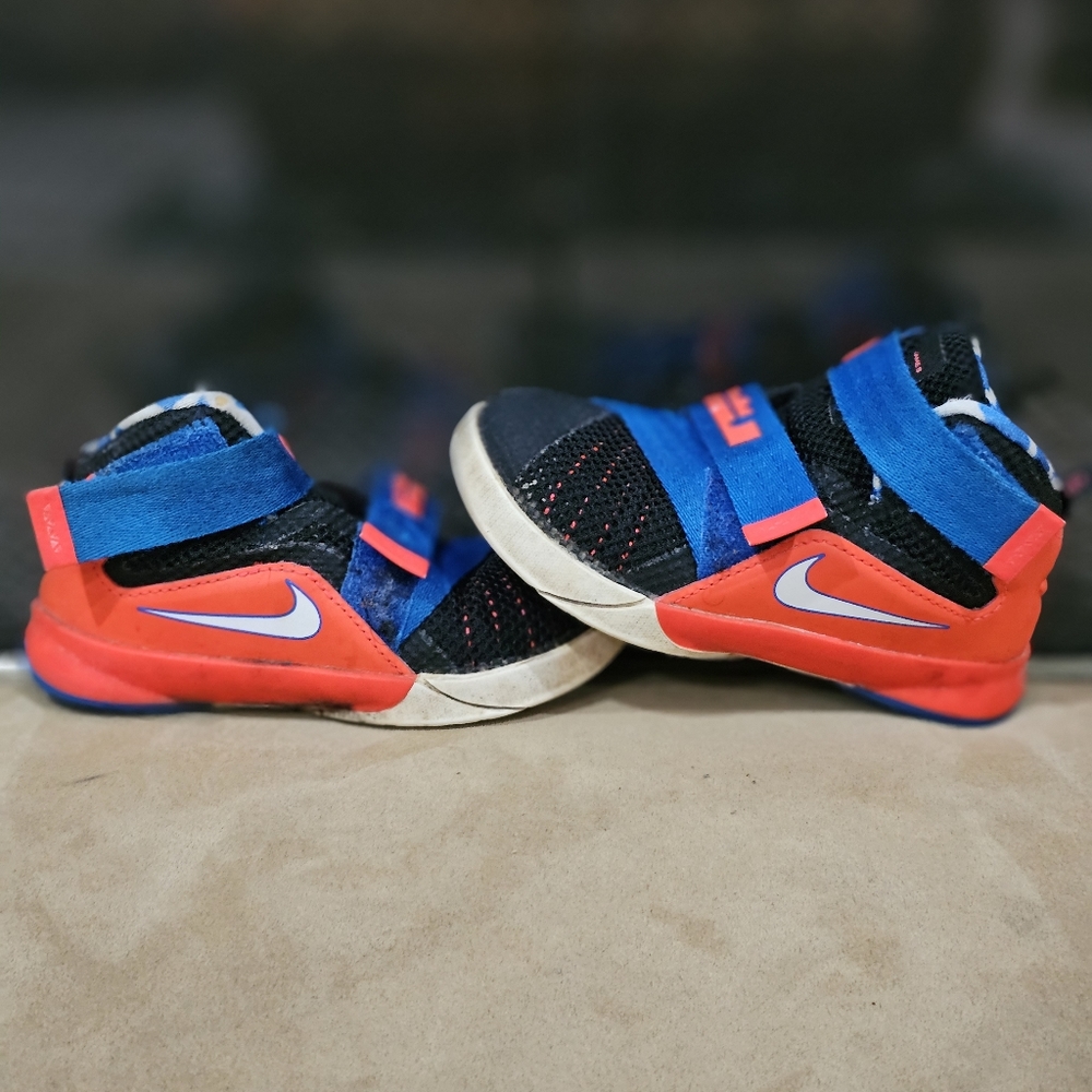 Kids Lebron James sneaker